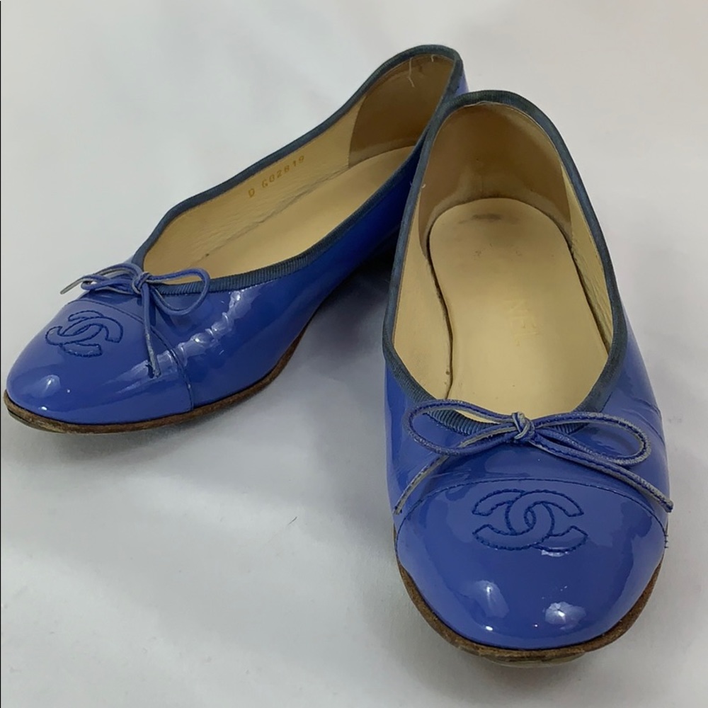 CHANEL Blue Flats - Picture 1 of 8